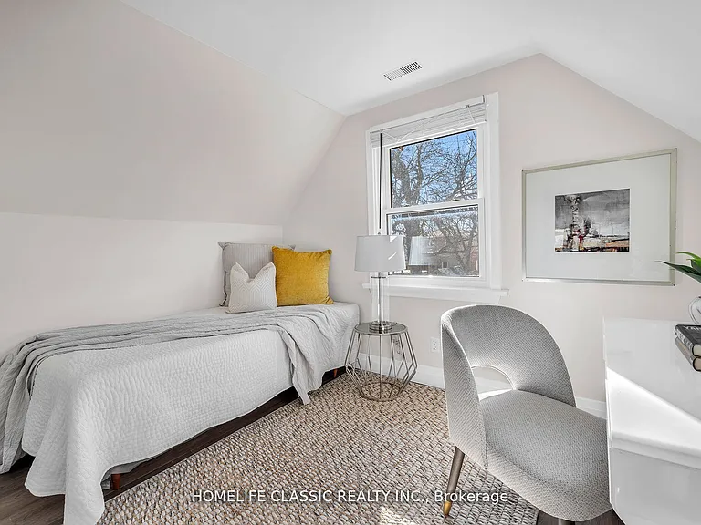 54 S Woodrow Blvd — Photo 19
