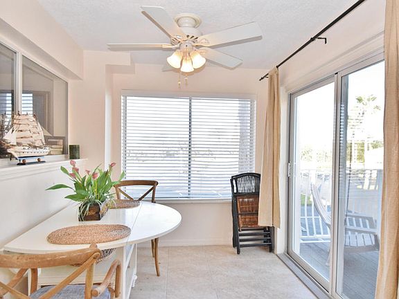 5th image of 8600 Ridgewood Ave #3211