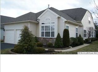 15 Tuscany Cir, Manchester, NJ 08759