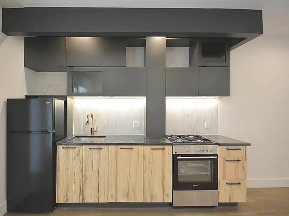 2nd image of 709 Sterling Pl #1H