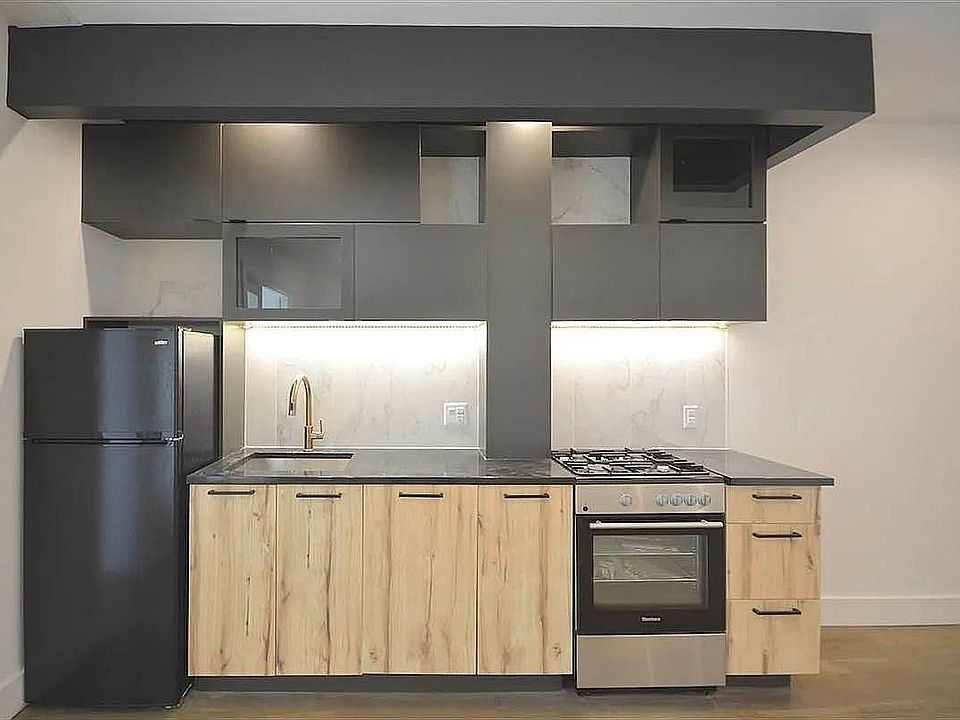 1st image of 709 Sterling Pl #1G