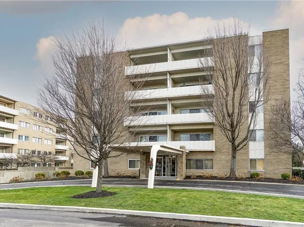 2089 Wooster Rd #55, Rocky River, OH 44116
