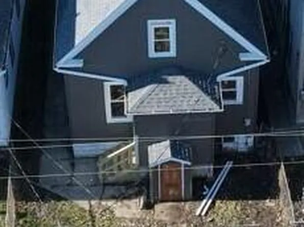 2134 South 6th STREET, Milwaukee, WI 53215