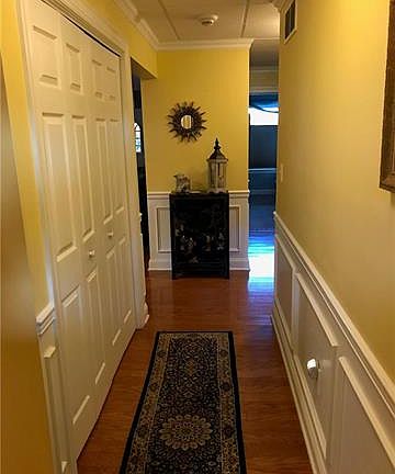 3rd image of 252 N Walnut St Ste 114