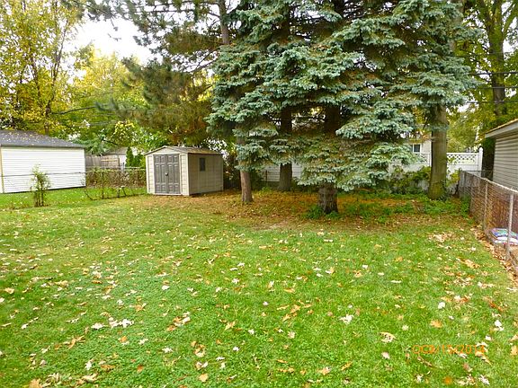 Fenced Backyard w/ Large New Shed