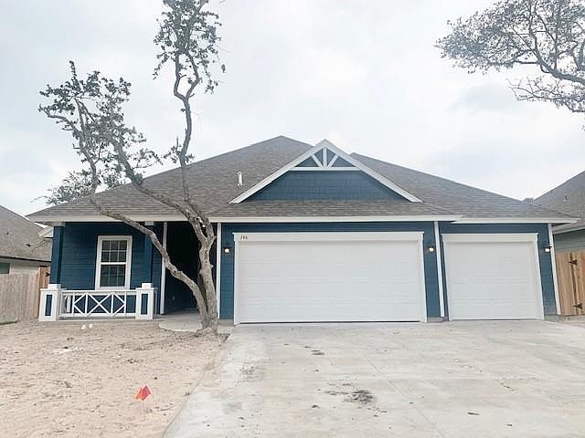 1st image of 146 Norwood Oaks Dr