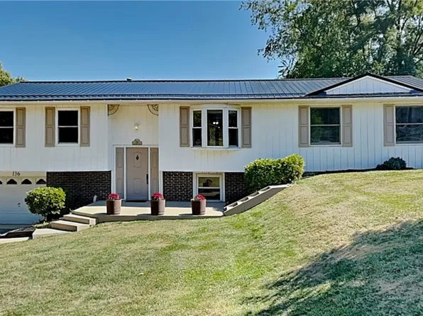 136 Wallridge Dr, Coraopolis, PA 15108