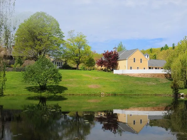 44 Littleton County Rd, Harvard, MA 01451