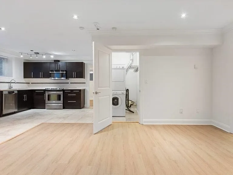 4352 Carolyn Dr #BASEMENT — Photo 5