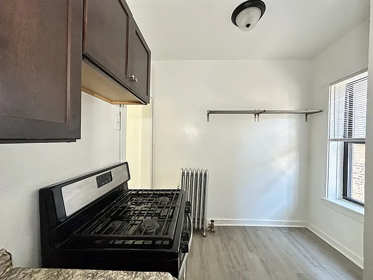 931.5 W Sunnyside Ave #E3 — Photo 5