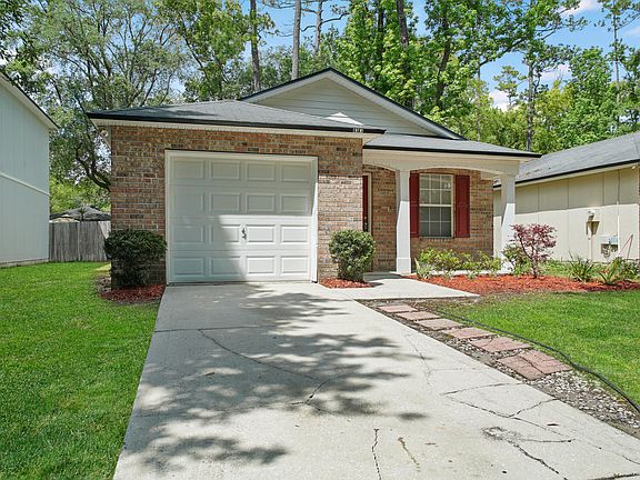 5th image of 8161 Woods Ave
