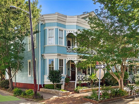3rd image of 225 E Bolton Street E #A