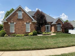 6191 Clifton Oaks Pl, Saint Louis, MO 63129