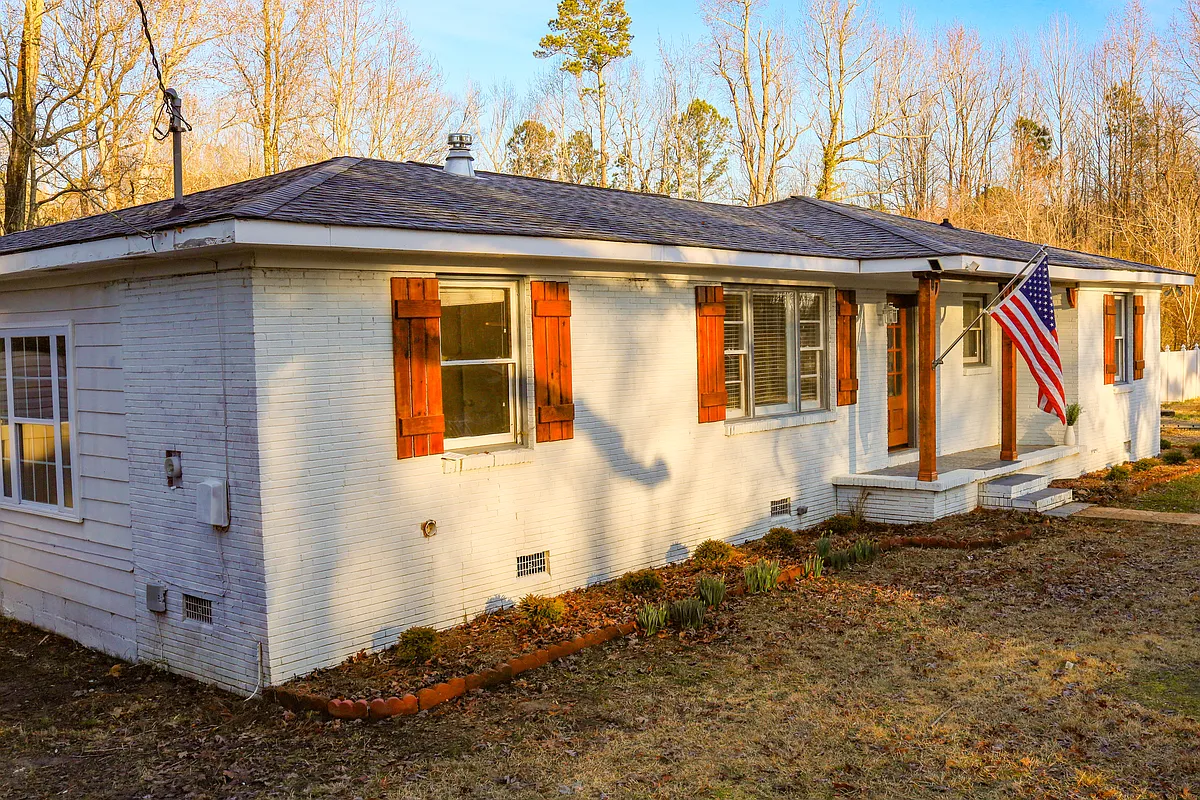 Building Photo - 5632 Massey Rd
