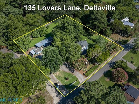 3rd image of 135 Lovers Ln