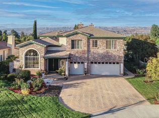 891 Daffodil Ct, Simi Valley, CA 93065