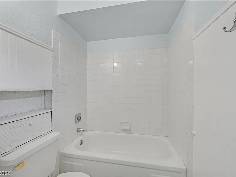 2238 Marlboro Dr — Photo 16