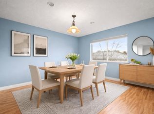 2475 Mansfield Dr #14, Courtenay, BC