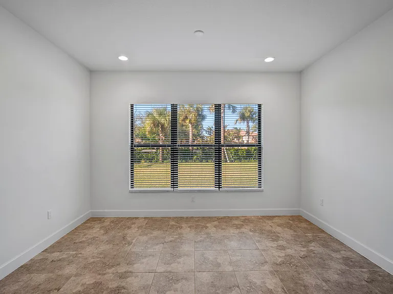 20800 Thistle Leaf Ln — Photo 11
