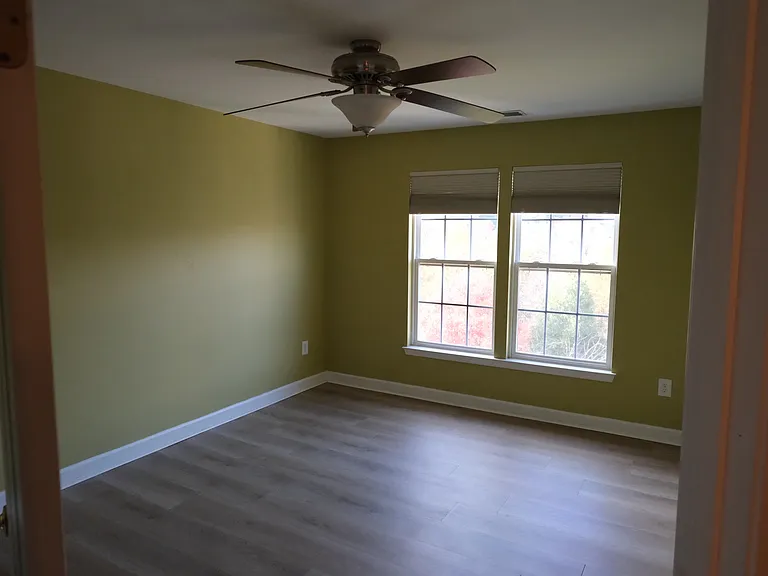 641 Spring Meadow Dr — Photo 19