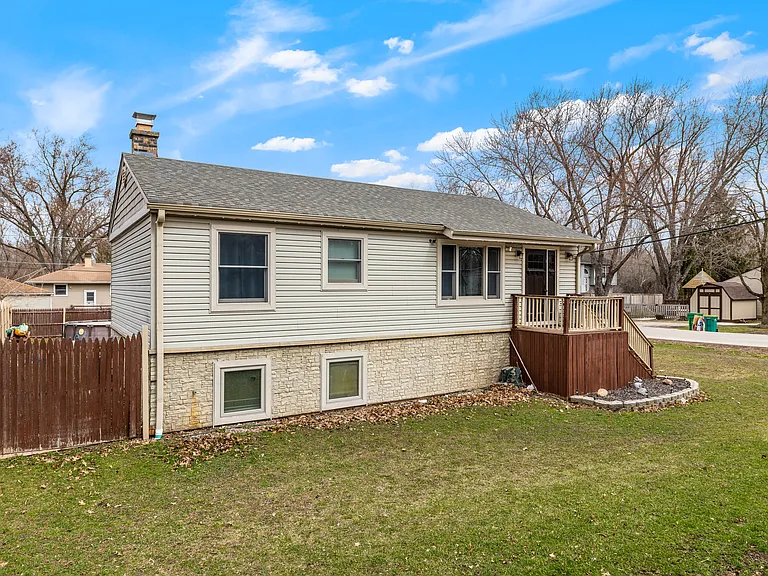 8614 Lakeview Ave — Photo 36