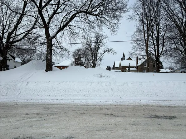 0 Albert St, Arnprior, ON K7S 2M4