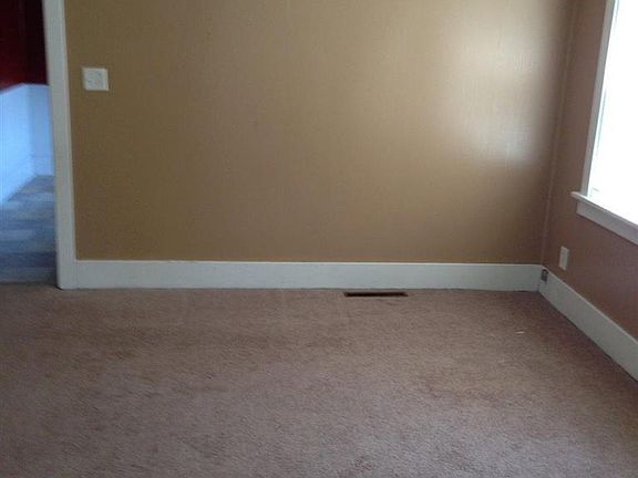 4th image of 1116 Woodland St