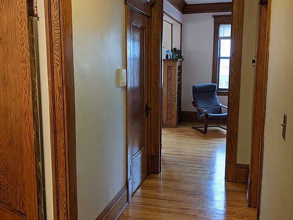 3rd image of 1110 W 25th St APT 301
