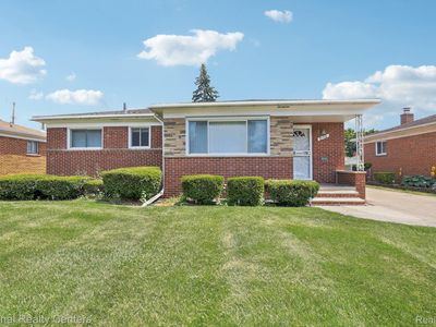 9108 Beech Daly Rd, Redford, MI, 48239