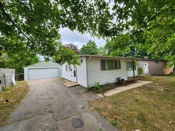 3223 Hanover Dr, Rockford, IL 61101