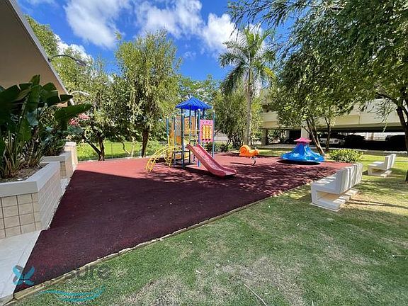 2nd image of 675 Calle Ing Sergio Cuevas Bustamante #904