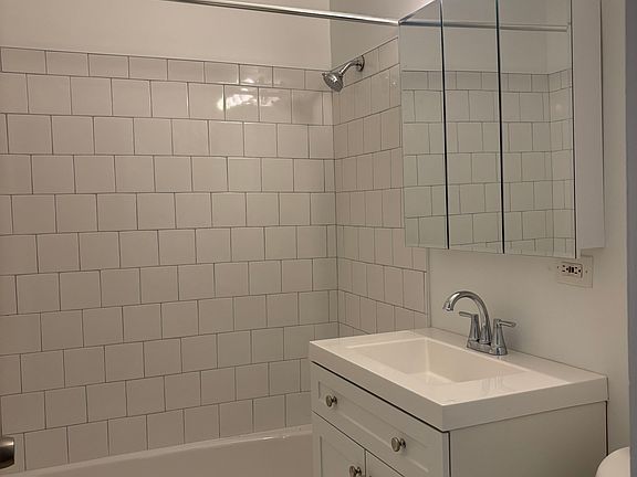 4th image of 8538 Lotus Ave APT 603