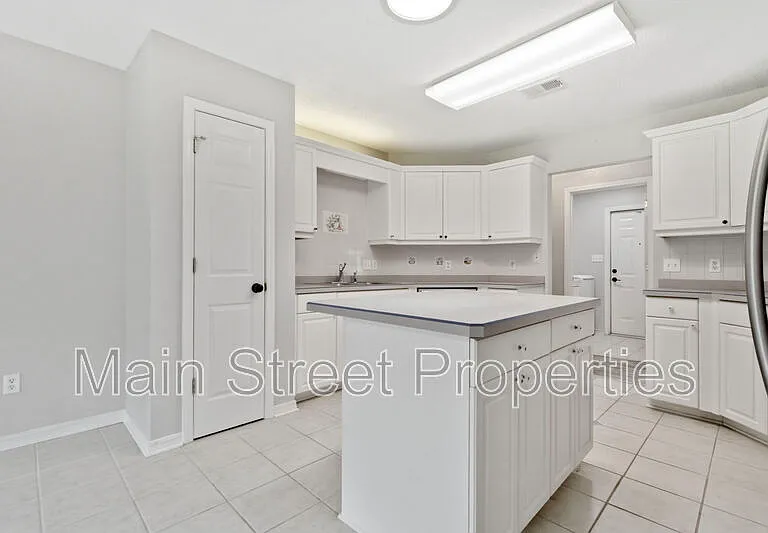 9075 Caribbean Dr — Photo 8