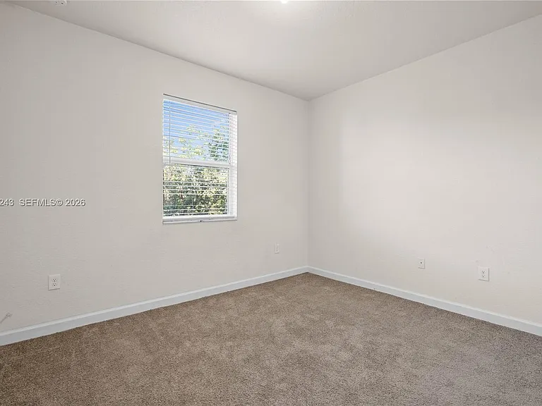 9243 SW 170th Ave — Photo 23