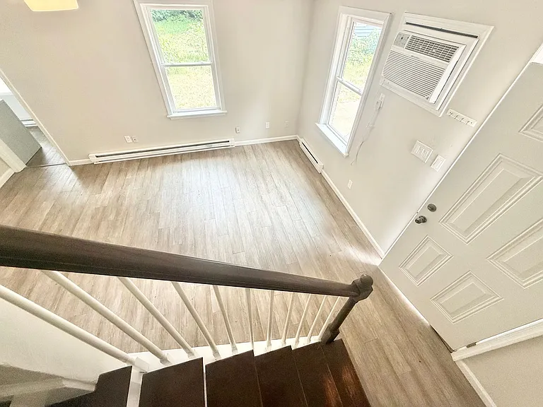 1820 Parkview Ave — Photo 25