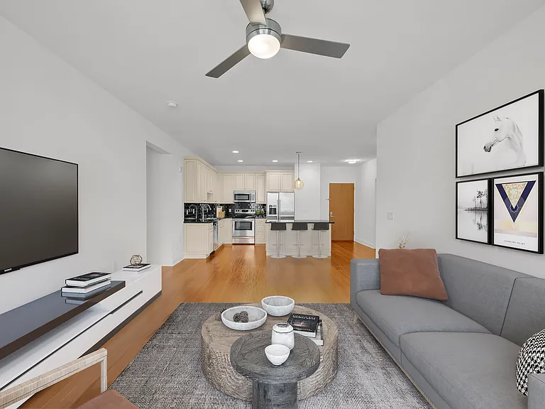 340A Old River Rd #407 — Photo 1