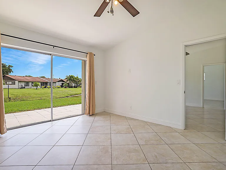 5241 Breadfruit Cir — Photo 15