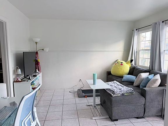 2nd image of 104 S Curtis Ave #B