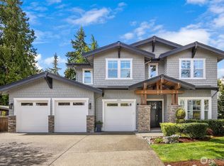 2005 105th Avenue NE, Bellevue, WA 98004