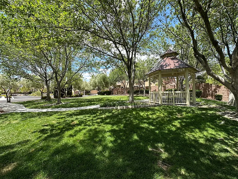 560 Playa Linda Pl — Photo 27