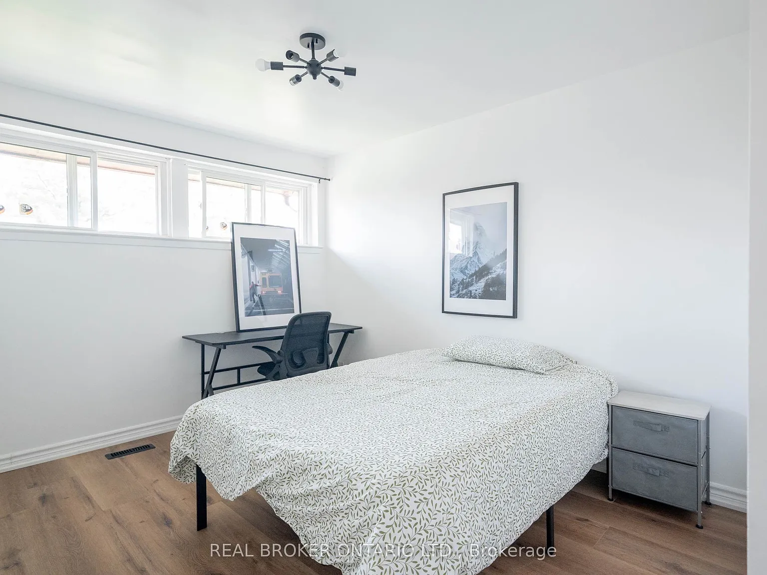 1 bed, $1,275 — Photo 4
