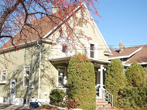 4Bed/3bath Character Home