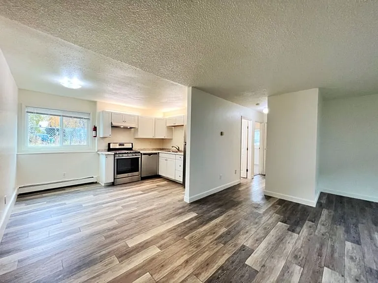 1555 Latouche St — Photo 23