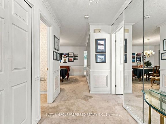 5th image of 55 Fiddlers Green Rd #31
