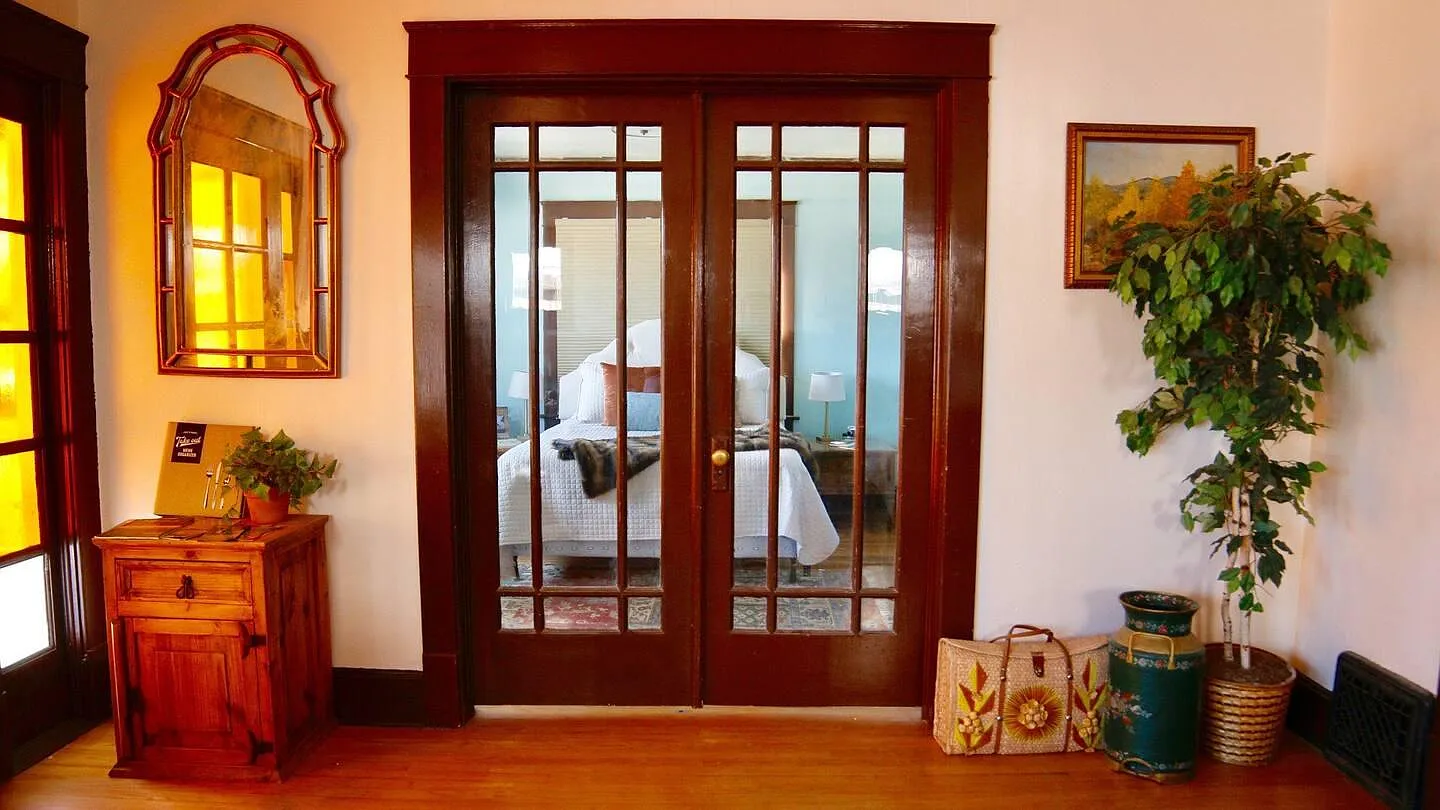 2 bed, 1200 sqft, $1,800 — Photo 3