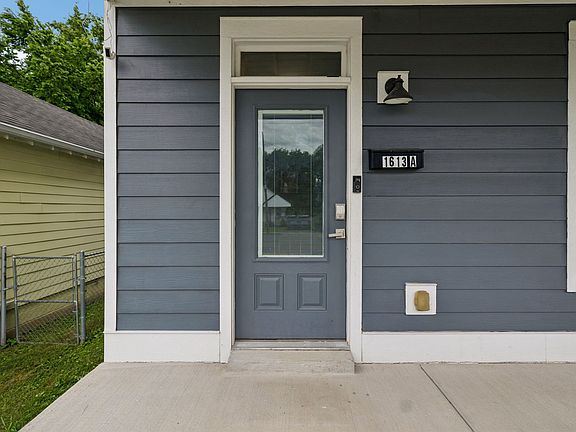3rd image of 1613 14th Ave N