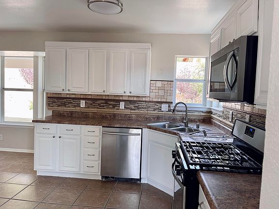 4th image of 544 Fortenberry Pl
