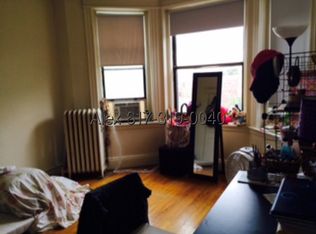 1152 Comm Ave APT 22, Allston, MA 02134