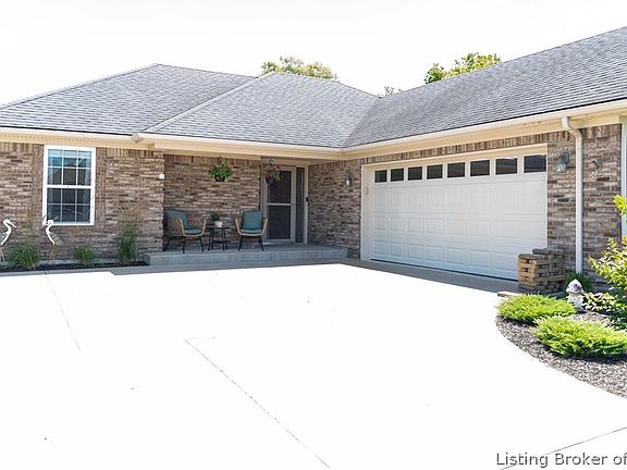 2nd image of 5422 Mansfield Way