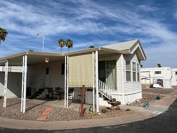2nd image of 4065 E University Dr #215